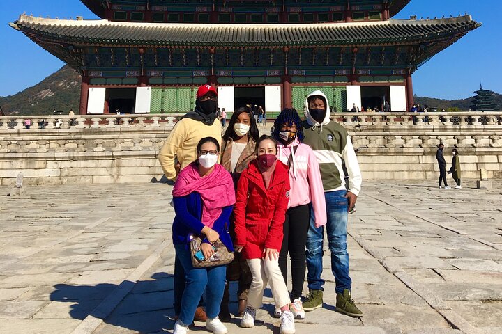 A private full-day sightseeing tour of Seoul, South Korea, offering a customizable itinerary, photo 9 | wizardtrip