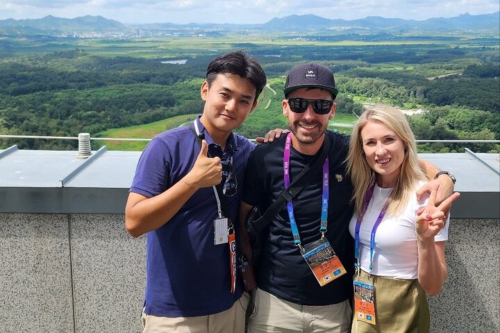 Turister udforsker Koreas Demilitariserede Zone (DMZ) nær Seoul, Sydkorea, foto 34 | wizardtrip