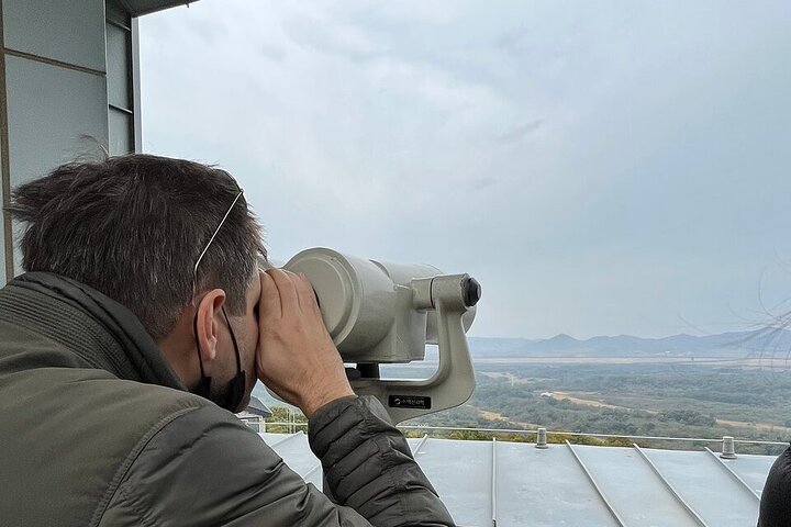 Turister udforsker Koreas Demilitariserede Zone (DMZ) nær Seoul, Sydkorea, foto 44 | wizardtrip