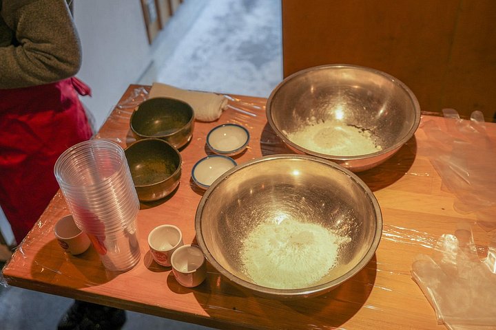Clase de cocina práctica de ramen y gyoza en Kioto con chefs profesionales, foto 20 | wizardtrip