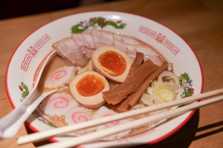 Clase de cocina práctica de ramen y gyoza en Kioto con chefs profesionales, foto 39 | wizardtrip