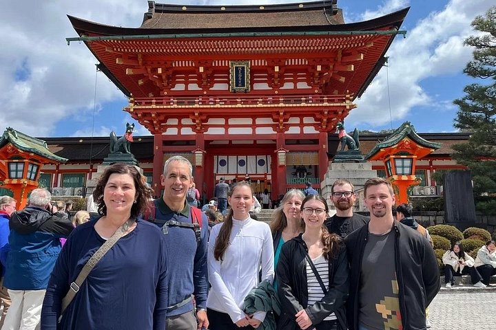 Versteckte Wanderung durch Fushimis Inari Bambushaine und Torii-Tore in Kyoto, Japan, Foto 26 | wizardtrip