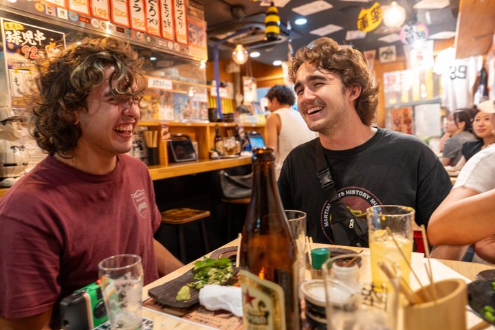 Bar crawl in Osaka door het Tenma-district, proeven van lokaal eten en drinken, foto 22 | wizardtrip