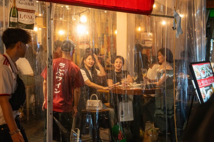 Bar crawl in Osaka door het Tenma-district, proeven van lokaal eten en drinken, foto 23 | wizardtrip