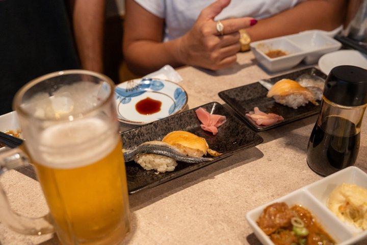 Bar crawl in Osaka door het Tenma-district, proeven van lokaal eten en drinken, foto 30 | wizardtrip