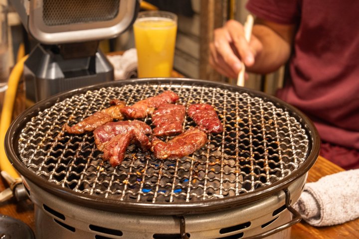 Bar crawl in Osaka door het Tenma-district, proeven van lokaal eten en drinken, foto 31 | wizardtrip