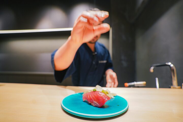 Tour Gastronomique Omakase Sushi & Wagyu A5 Premium à Shinjuku | wizardtrip
