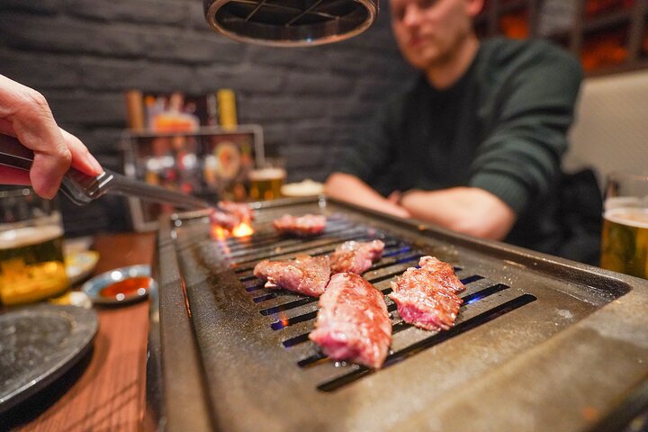 Een premium foodtour in Shinjuku, Tokio, met Omakase sushi en A5 Wagyu-rundvlees, foto 11 | wizardtrip