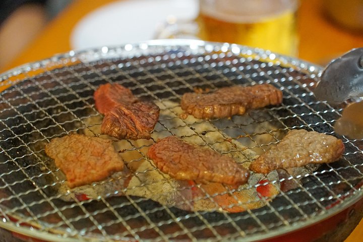 Een premium foodtour in Shinjuku, Tokio, met Omakase sushi en A5 Wagyu-rundvlees, foto 23 | wizardtrip