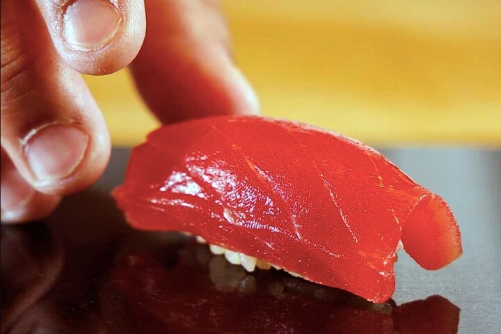 Een premium foodtour in Shinjuku, Tokio, met Omakase sushi en A5 Wagyu-rundvlees, foto 39 | wizardtrip