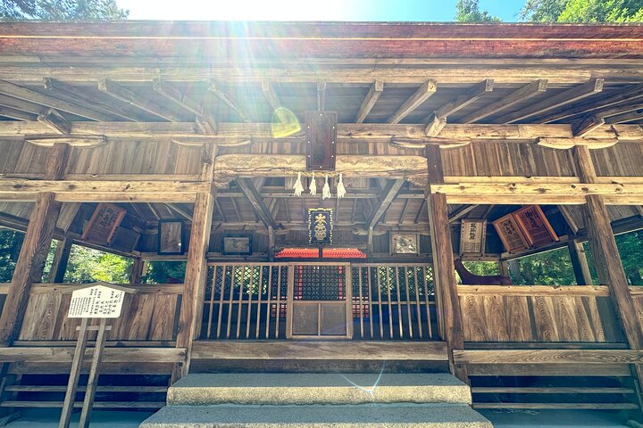 広島のガイド付きウォーキングツアーで、宮島の象徴的な厳島神社、海に浮かぶ鳥居、文化的な名所を巡りましょう、写真32 | wizardtrip