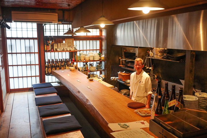 En nattlig mattur i Kyotos historiske Gion- og Pontocho-distrikter, med lokal mat og sake, foto 40 | wizardtrip