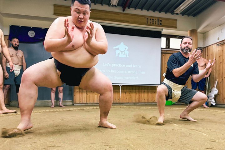 Authentisches Sumo-Erlebnis mit Chanko-Mittagessen in einer ehemaligen Sumo-Trainingshalle in Kawasaki, Japan, Foto 32 | wizardtrip