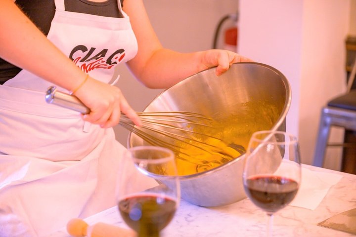 Hands-on Italian cooking class in Florence, learning to make pasta and tiramisu, photo 21 | wizardtrip