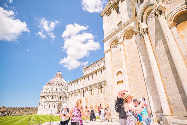Tour di mezza giornata a Pisa da Firenze, con la Torre Pendente e Piazza dei Miracoli, foto 26 | wizardtrip