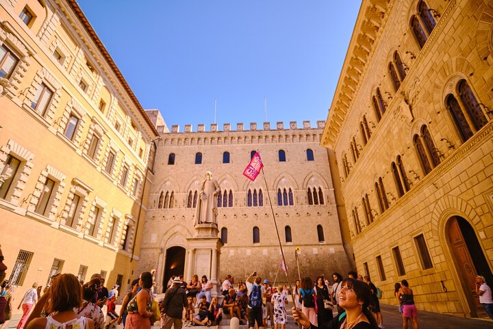 Excursion d'une journée de Florence à Sienne, San Gimignano et la région viticole du Chianti, photo 11 | wizardtrip
