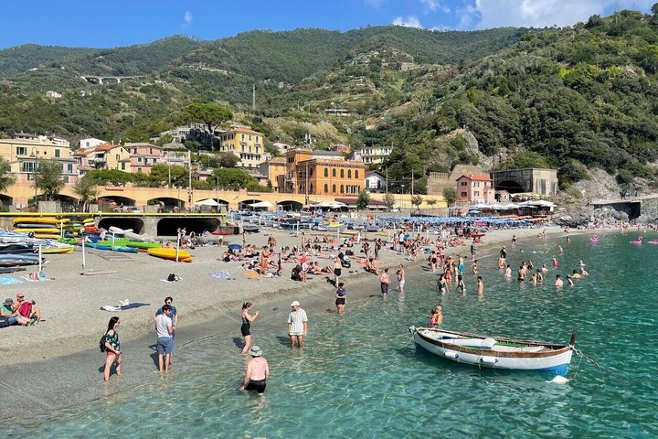 Excursion d'une journée de Florence aux Cinque Terre et à Pise, avec des villages côtiers et la Tour Penchée, photo 16 | wizardtrip