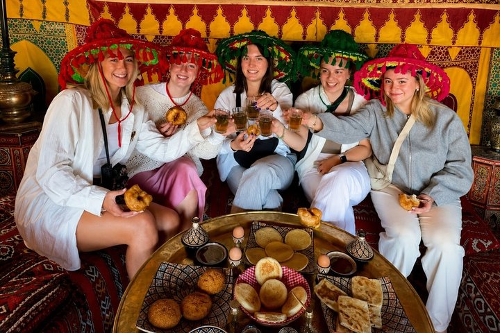 Vol en montgolfière au-dessus de Marrakech au lever du soleil avec petit-déjeuner berbère et balade à dos de dromadaire, photo 10 | wizardtrip