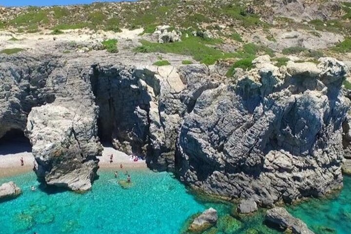 Nyt et luksuriøst svømmecruise langs Rhodos' kyst med bading, bespisning og åpen bar, foto 36 | wizardtrip