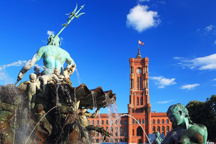 Une excursion à terre complète couvrant les monuments historiques et les sites emblématiques de Berlin depuis Warnemünde, photo 11 | wizardtrip