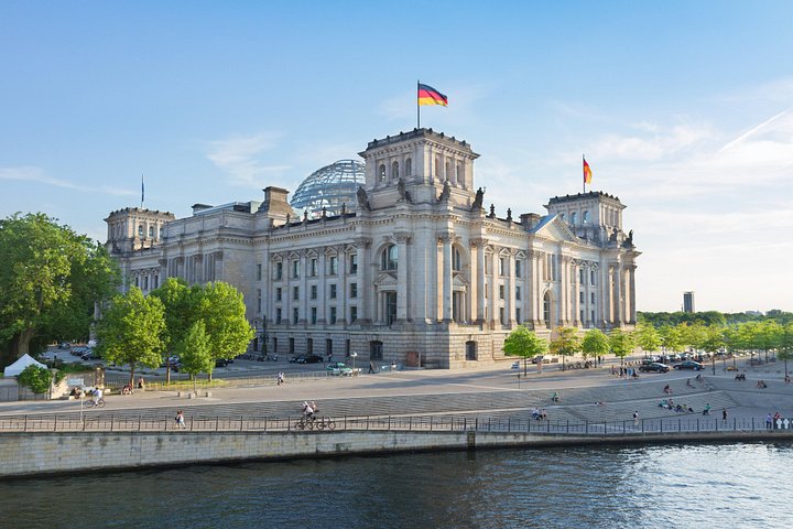 Une excursion à terre complète couvrant les monuments historiques et les sites emblématiques de Berlin depuis Warnemünde, photo 14 | wizardtrip
