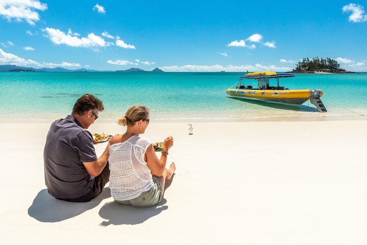 Opwindende boottocht naar Whitehaven Beach en Hill Inlet in de Whitsundays, Australië, foto 15 | wizardtrip