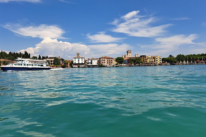 Tour di un'intera giornata da Milano a Verona, Sirmione e Lago di Garda, con siti storici e crociera in barca, foto 19 | wizardtrip