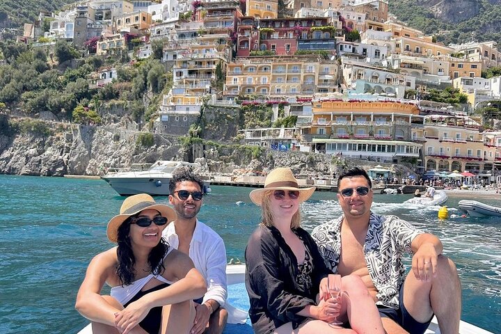Privat båttur längs Amalfikusten, som visar pittoreska byar, dolda vikar och den fantastiska kustlinjen, foto 7 | wizardtrip