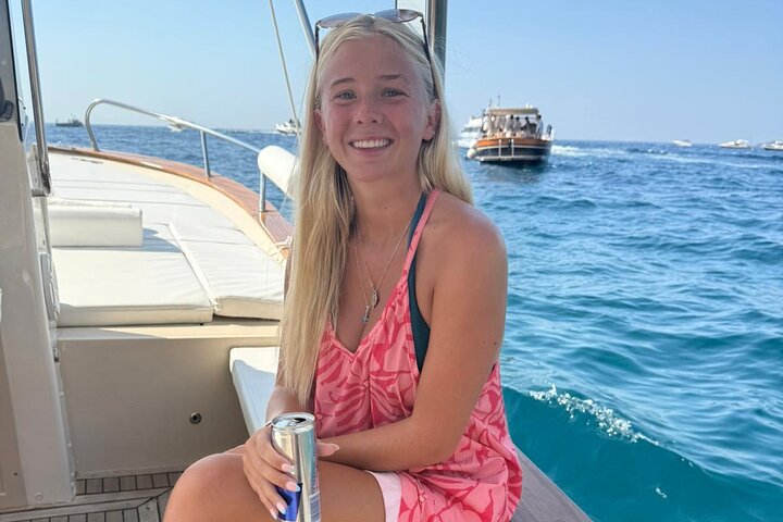 Privat båttur längs Amalfikusten, som visar pittoreska byar, dolda vikar och den fantastiska kustlinjen, foto 32 | wizardtrip