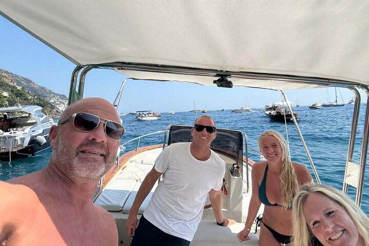 Privat båttur längs Amalfikusten, som visar pittoreska byar, dolda vikar och den fantastiska kustlinjen, foto 33 | wizardtrip