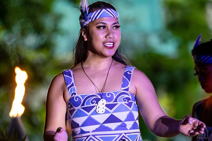 Ervaar een authentieke Polynesische luau met culturele shows en een feest bij Toa Luau in Waimea Valley, Oahu, foto 13 | wizardtrip