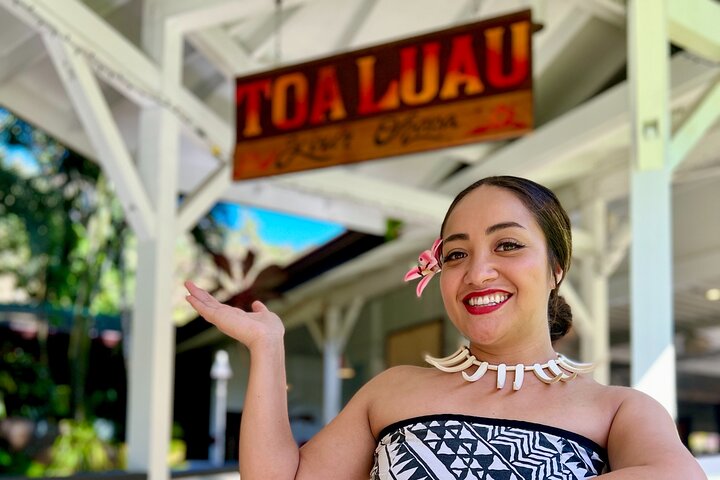 Ervaar een authentieke Polynesische luau met culturele shows en een feest bij Toa Luau in Waimea Valley, Oahu, foto 18 | wizardtrip