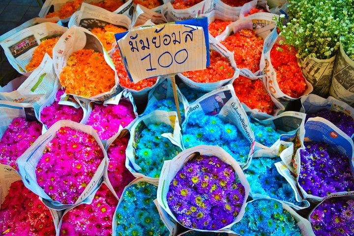 Découvrez la vie nocturne animée de Bangkok, ses temples et ses marchés lors d'un circuit en tuk-tuk, photo 7 | wizardtrip