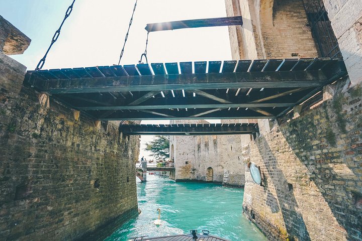 Excursion d'une journée au lac de Garde et à Sirmione depuis Vérone, avec promenades en bateau et sites historiques, photo 16 | wizardtrip