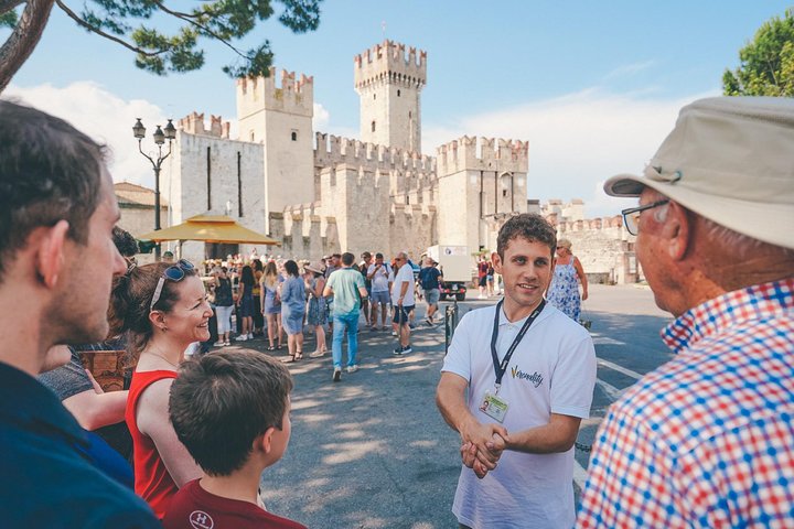 Excursion d'une journée au lac de Garde et à Sirmione depuis Vérone, avec promenades en bateau et sites historiques, photo 18 | wizardtrip