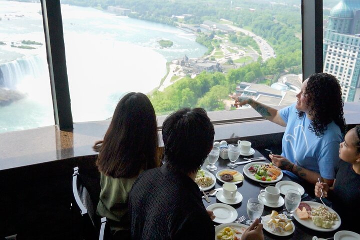 Panoramic views and thrilling activities at Niagara Falls, Canada, photo 11 | wizardtrip