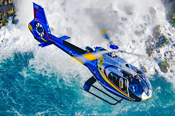 Panoramic views and thrilling activities at Niagara Falls, Canada, photo 12 | wizardtrip