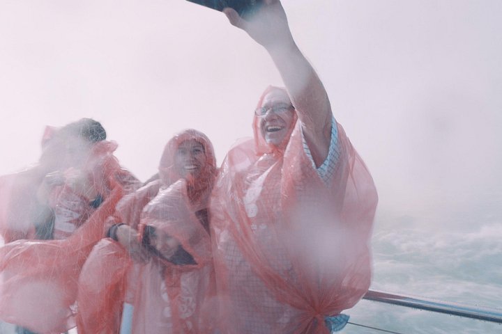 Panoramic views and thrilling activities at Niagara Falls, Canada, photo 21 | wizardtrip