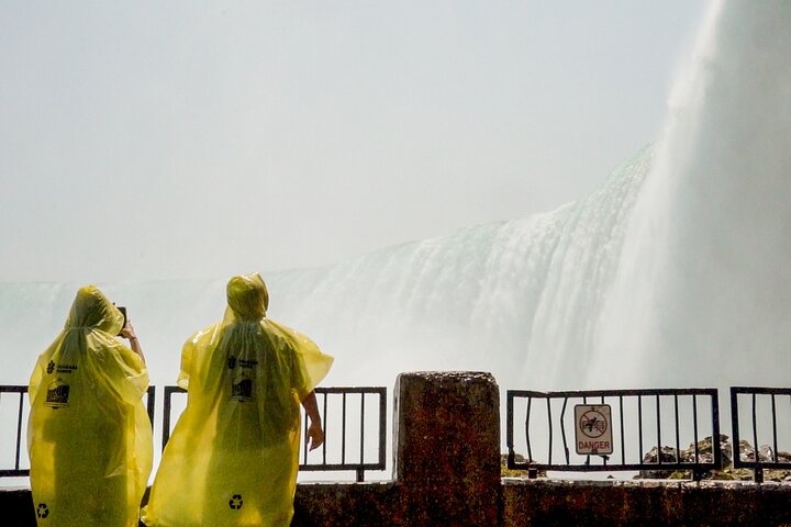 Opplev kraften og skjønnheten til Niagara Falls med båtturer og nærbilder, foto 17 | wizardtrip