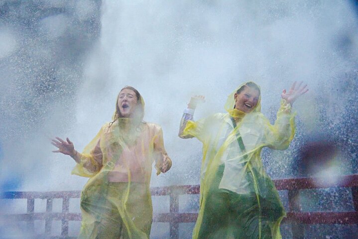 Oplev de majestætiske Niagara Falls, USA med ikoniske attraktioner som Maid of the Mist og Cave of the Winds, foto 11 | wizardtrip
