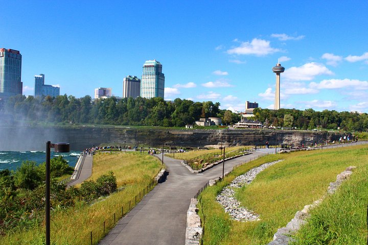 Oplev de majestætiske Niagara Falls, USA med ikoniske attraktioner som Maid of the Mist og Cave of the Winds, foto 21 | wizardtrip