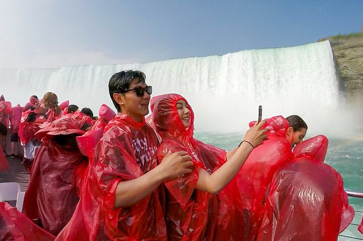 Upplev de majestätiska Niagarafallen med en tur som inkluderar båtkryssning, Skylon Tower-utsikter och Journey Behind the Falls, foto 15 | wizardtrip