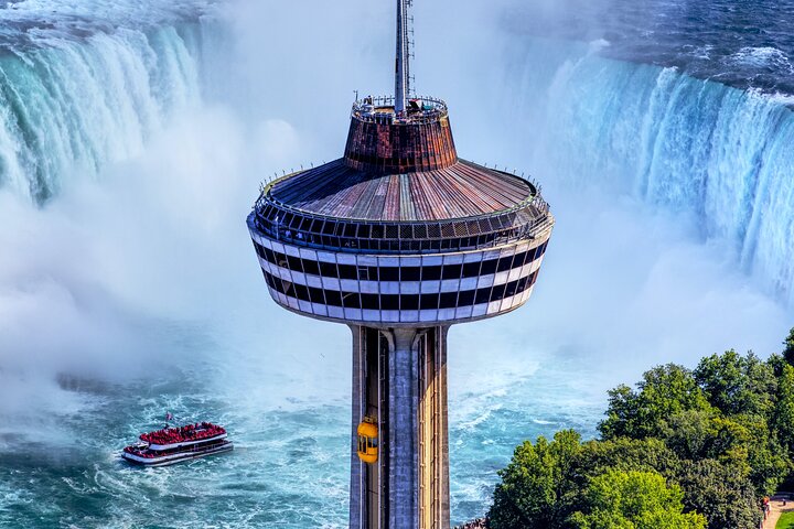 Upplev Niagara Falls Kanada med en premiumtur inklusive Skylon Tower-vyer, Journey Behind the Falls och en båtkryssning, foto 14 | wizardtrip