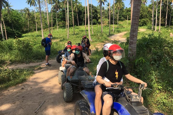 Découvrez un passionnant tour en quad ATV à travers les jungles et les montagnes de Koh Samui, Thaïlande, photo 7 | wizardtrip