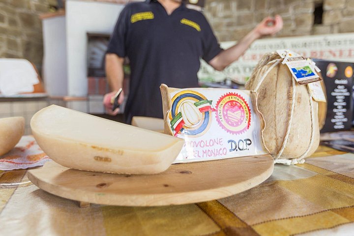 Passeio de Tuk Tuk em Sorrento com preparação de pizza e degustações, foto 11 | wizardtrip