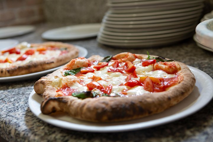 Passeio de Tuk Tuk em Sorrento com preparação de pizza e degustações, foto 22 | wizardtrip