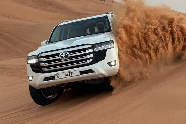 Experimente um emocionante safari no deserto em Dubai com quad bike, dune bashing e um acampamento tradicional, foto 16 | wizardtrip
