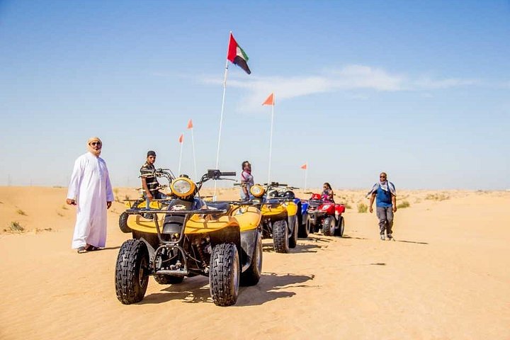 Oplev en spændende Dubai ørkensafari med dune bashing, kamelridning og BBQ-middag, foto 8 | wizardtrip