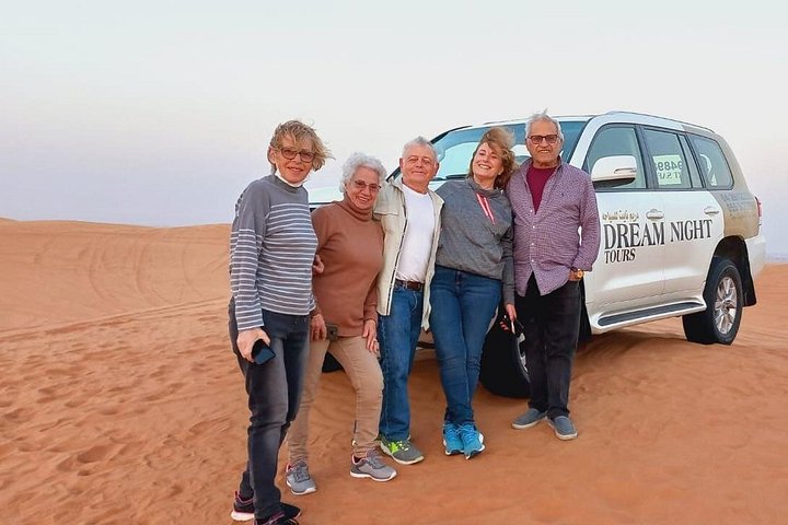 Oplev en spændende Dubai ørkensafari med dune bashing, kamelridning og BBQ-middag, foto 17 | wizardtrip