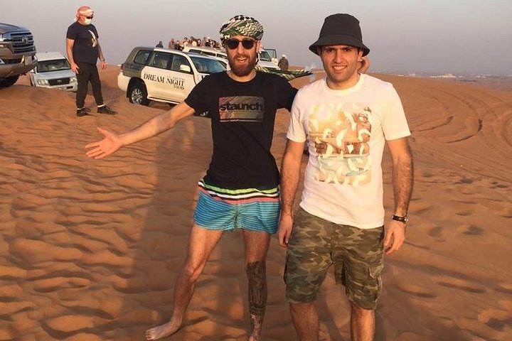 Oplev en spændende Dubai ørkensafari med dune bashing, kamelridning og BBQ-middag, foto 18 | wizardtrip